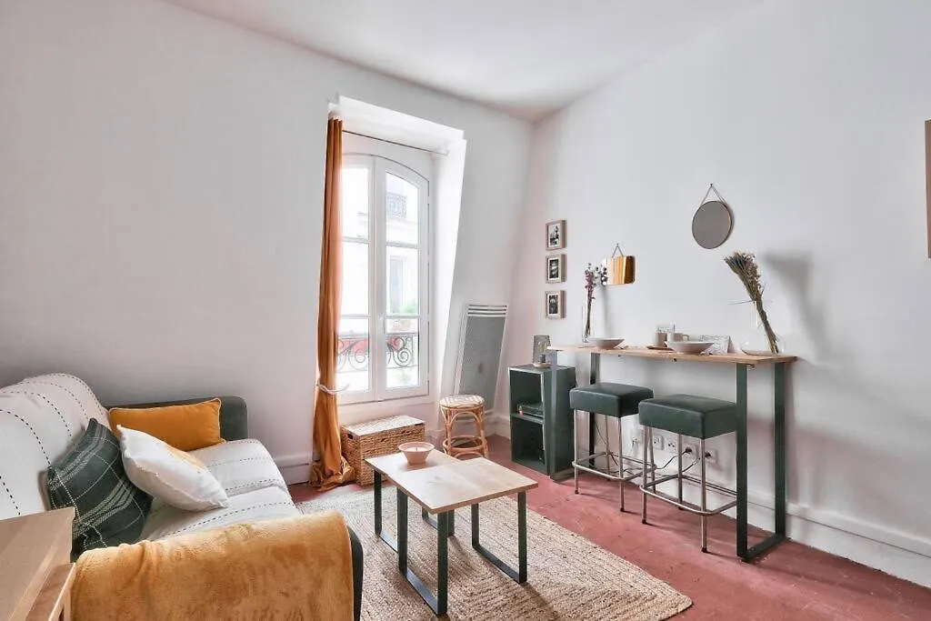 Wonderful Studio At Place De La Bastille location